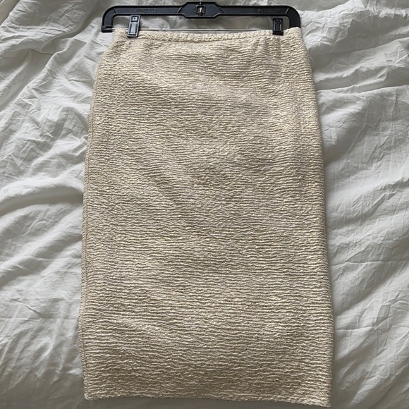 Skirt - Picture 1 of 4